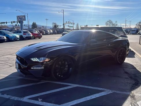 Used 2022 Ford Mustang GT w/ Equipment Group 301A image 7