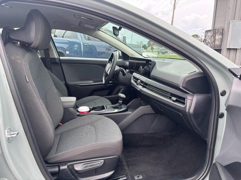 Used 2025 Kia K4 FWD image 11