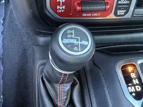 Used 2021 Jeep Gladiator Rubicon image 27