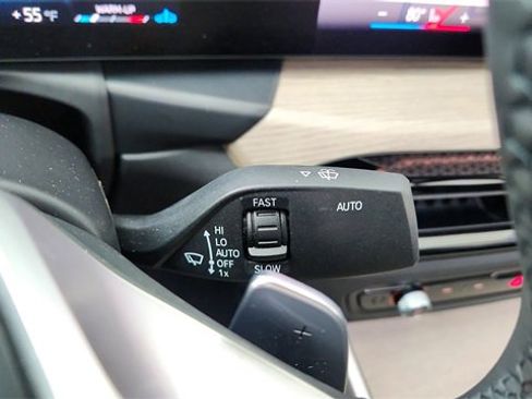 Used 2025 BMW 330i xDrive Sedan image 43