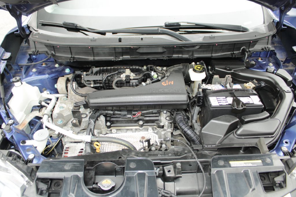 Used 2018 Nissan Rogue SV AWD/4WD image 33