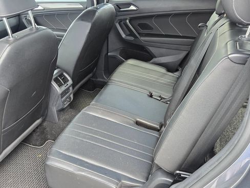 Used 2023 Volkswagen Tiguan SE R-Line FWD image 10