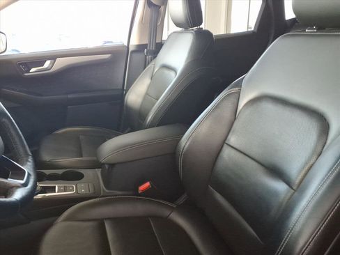 Used 2020 Ford Escape SEL image 10