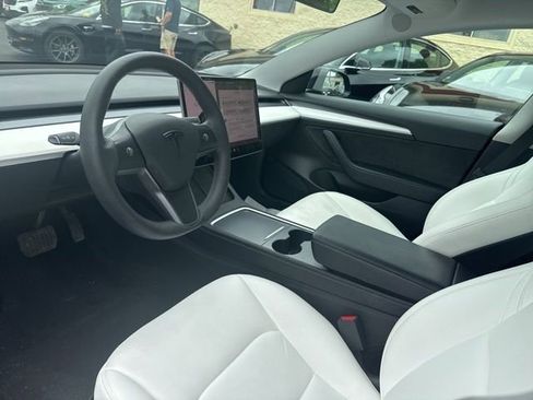 Used 2021 Tesla Model 3 Standard Range Plus RWD image 10