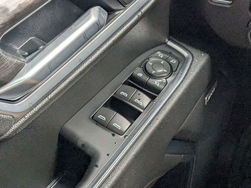 Used 2025 Chevrolet Silverado 1500 LTZ AWD/4WD image 20