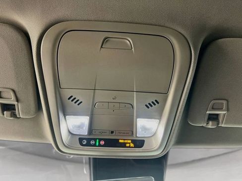 Used 2023 Cadillac XT4 Premium Luxury w/ Enhanced Visibility Package FWD image 20