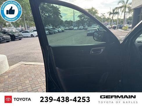 Used 2020 Nissan Pathfinder S FWD image 16