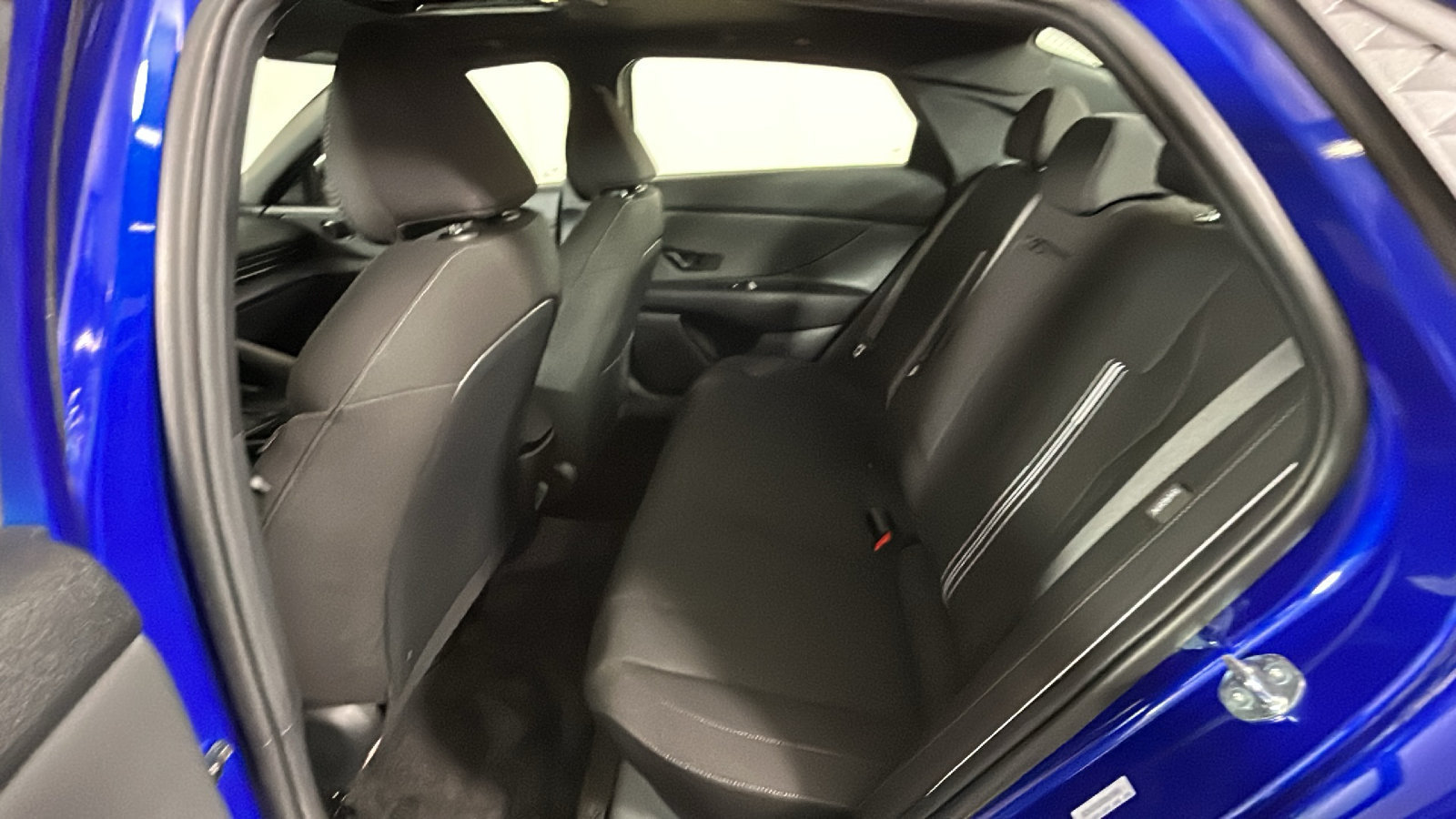 Used 2026 Hyundai Elantra SEL Sport Premium FWD image 33
