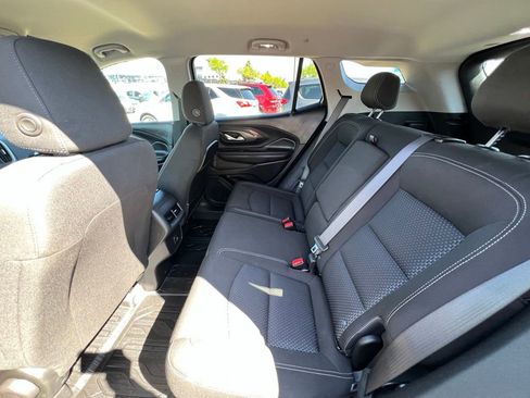 Used 2023 GMC Terrain SLE w/ LPO, Floor Liner Package FWD image 21