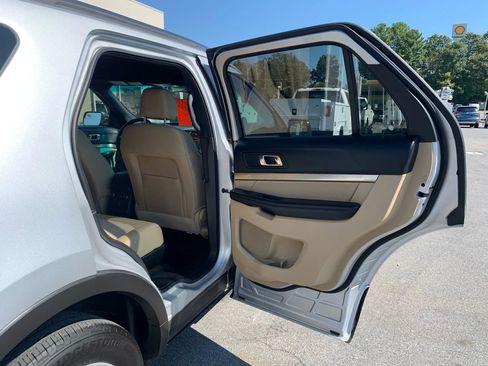 Used 2016 Ford Explorer 4WD image 25