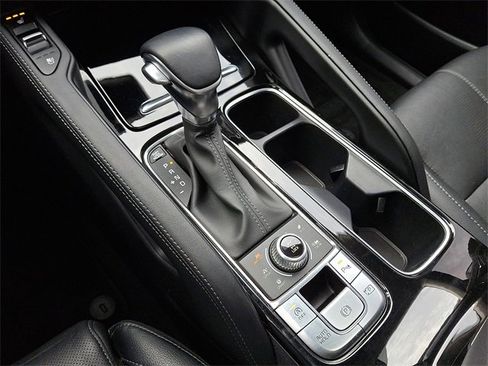 Used 2023 Kia Telluride SX image 19