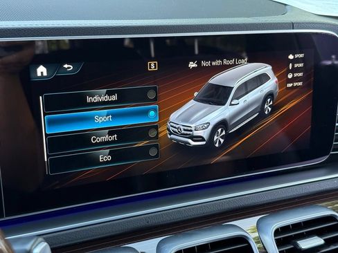 Certified 2022 Mercedes-Benz GLS 450 4MATIC image 7