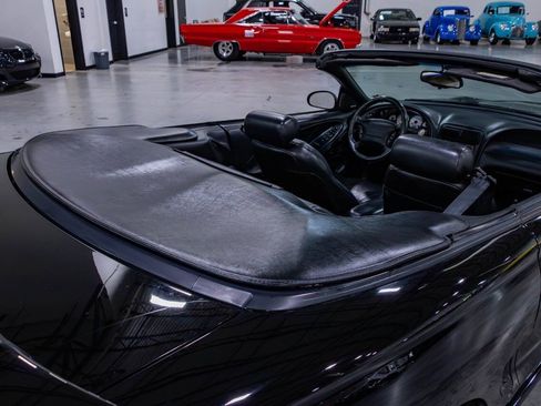Used 1998 Ford Mustang Cobra RWD image 21