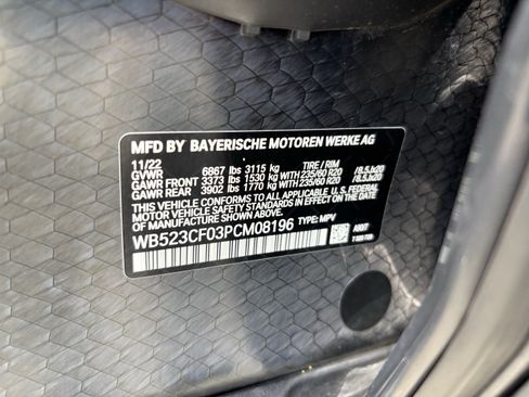 Used 2023 BMW iX xDrive50 w/ Premium Package AWD/4WD image 36