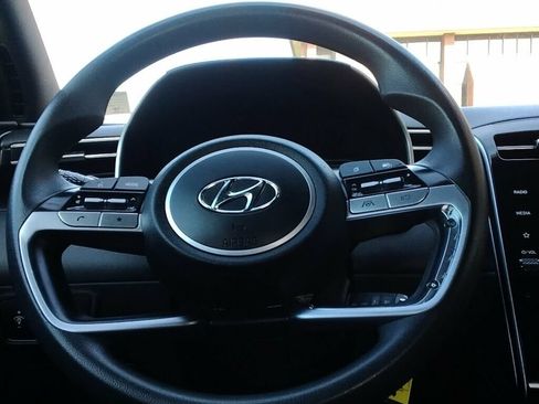 Used 2022 Hyundai Santa Cruz SE FWD image 12