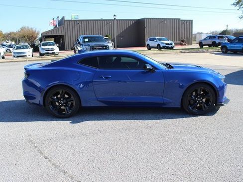 Used 2022 Chevrolet Camaro LT w/ RS Package image 4