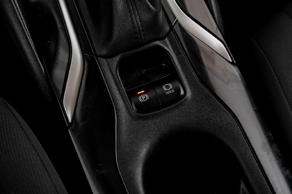 Used 2020 Toyota Corolla LE FWD image 23