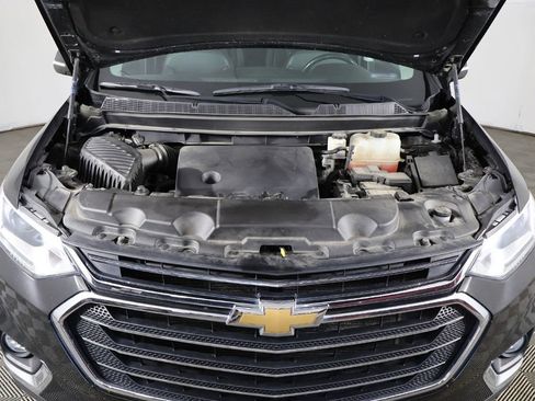 Used 2020 Chevrolet Traverse LT AWD/4WD image 18
