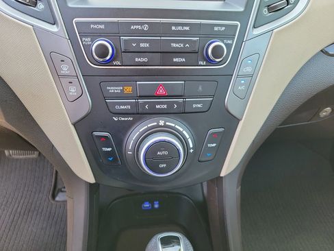 Used 2017 Hyundai Santa Fe Sport FWD image 31