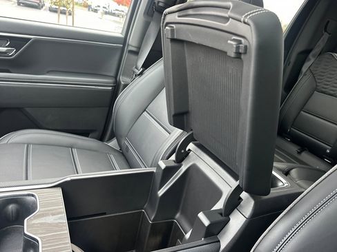 Used 2025 GMC Sierra EV Denali image 31