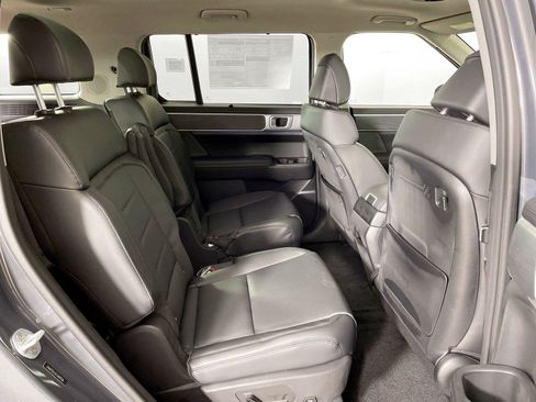 Certified 2026 Hyundai Santa Fe Limited AWD/4WD image 30