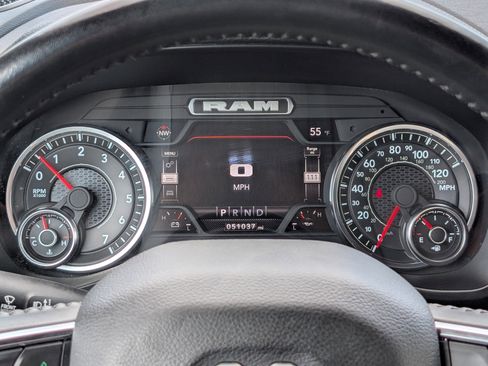 Used 2024 RAM 1500 Laramie image 25