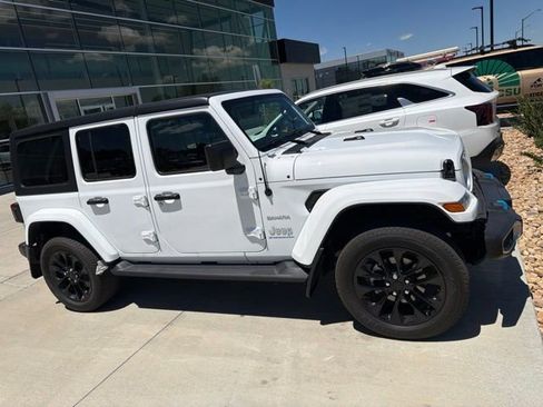 Used 2023 Jeep Wrangler Unlimited Sahara w/ Cold Weather Group AWD/4WD image 1