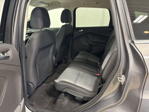 Used 2014 Ford Escape SE FWD image 17