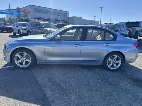 Used 2015 BMW 320i Sedan image 6