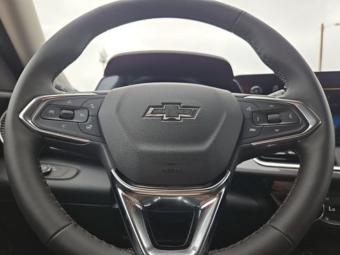 New 2026 Chevrolet Trax ACTIV w/ Driver Confidence Package FWD image 20