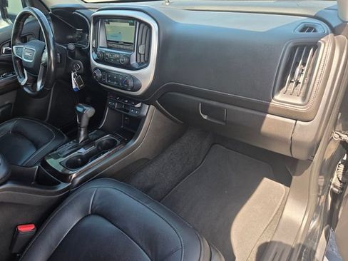 Used 2018 GMC Canyon SLT w/ Trailering Package RWD image 19