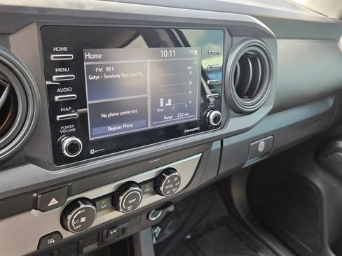 Used 2022 Toyota Tacoma SR w/ SR Convenience Package RWD image 18
