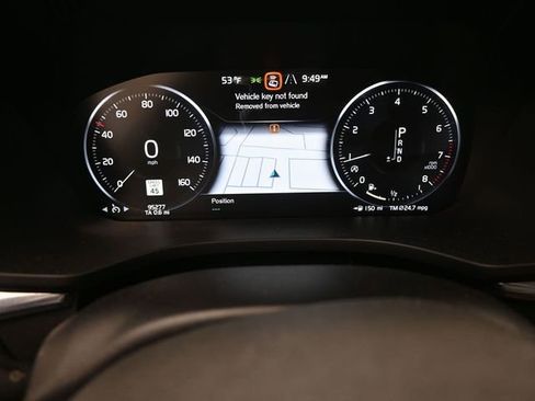 Used 2020 Volvo XC60 T5 Momentum w/ Protection Package image 12