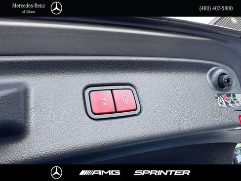 New 2026 Mercedes-Benz Maybach S 580 4MATIC image 5