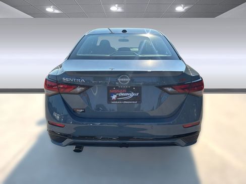 New 2025 Nissan Sentra SR image 10