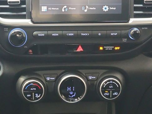 New 2026 Hyundai Venue SEL FWD image 19