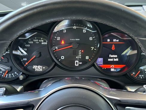 Used 2018 Porsche 911 Carrera RWD image 18