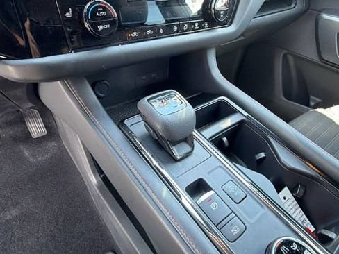 Used 2024 Nissan Pathfinder Rock Creek AWD/4WD image 24