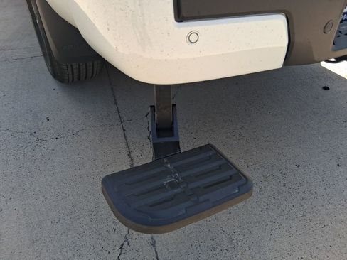 New 2026 Nissan Frontier SV RWD image 7
