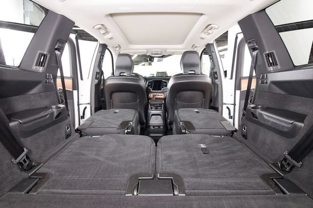 Certified 2024 Volvo XC90 T8 Plus w/ Protection Package Premier AWD/4WD image 29