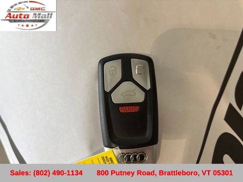 Used 2018 Audi SQ5 Premium Plus w/ Navigation Package image 31