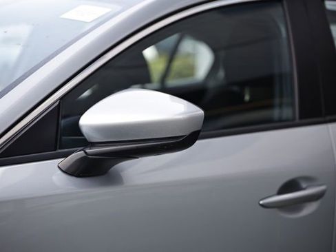 Used 2021 MAZDA MAZDA3 Sedan FWD image 11