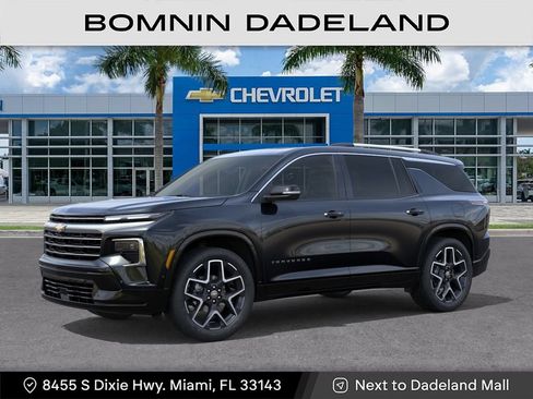 New 2026 Chevrolet Traverse High Country FWD image 3