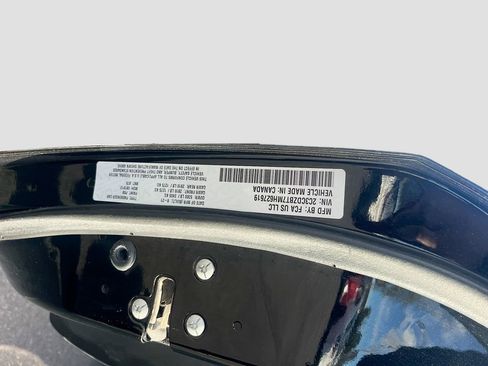 Used 2021 Dodge Challenger R/T w/ Blacktop Package image 30