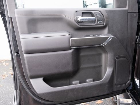 Used 2023 GMC Sierra 2500 AT4 w/ Gooseneck/5TH Wheel Package image 13