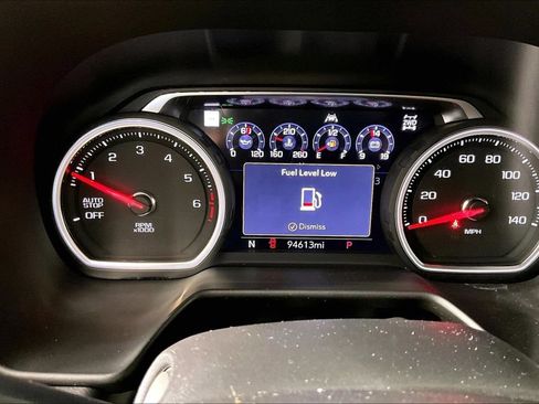 Used 2021 Chevrolet Tahoe Premier w/ Premium Package AWD/4WD image 12