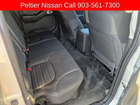 Used 2018 Nissan Frontier PRO-4X AWD/4WD image 16