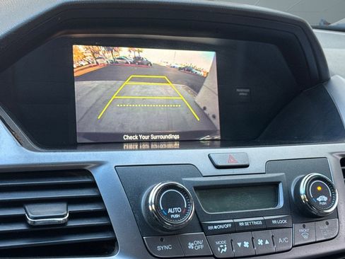 Used 2015 Honda Odyssey EX image 24