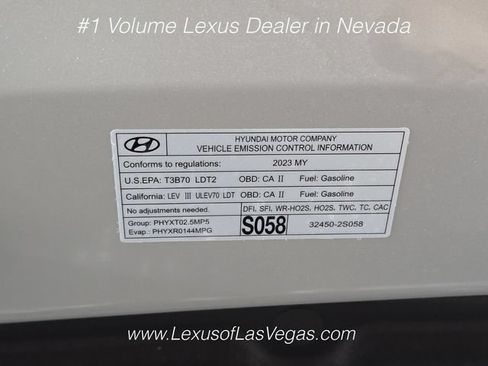 Used 2023 Hyundai Santa Fe Limited AWD/4WD image 40