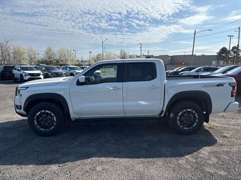 New 2026 Nissan Frontier PRO-4X w/ Pro Premium Package AWD/4WD image 9